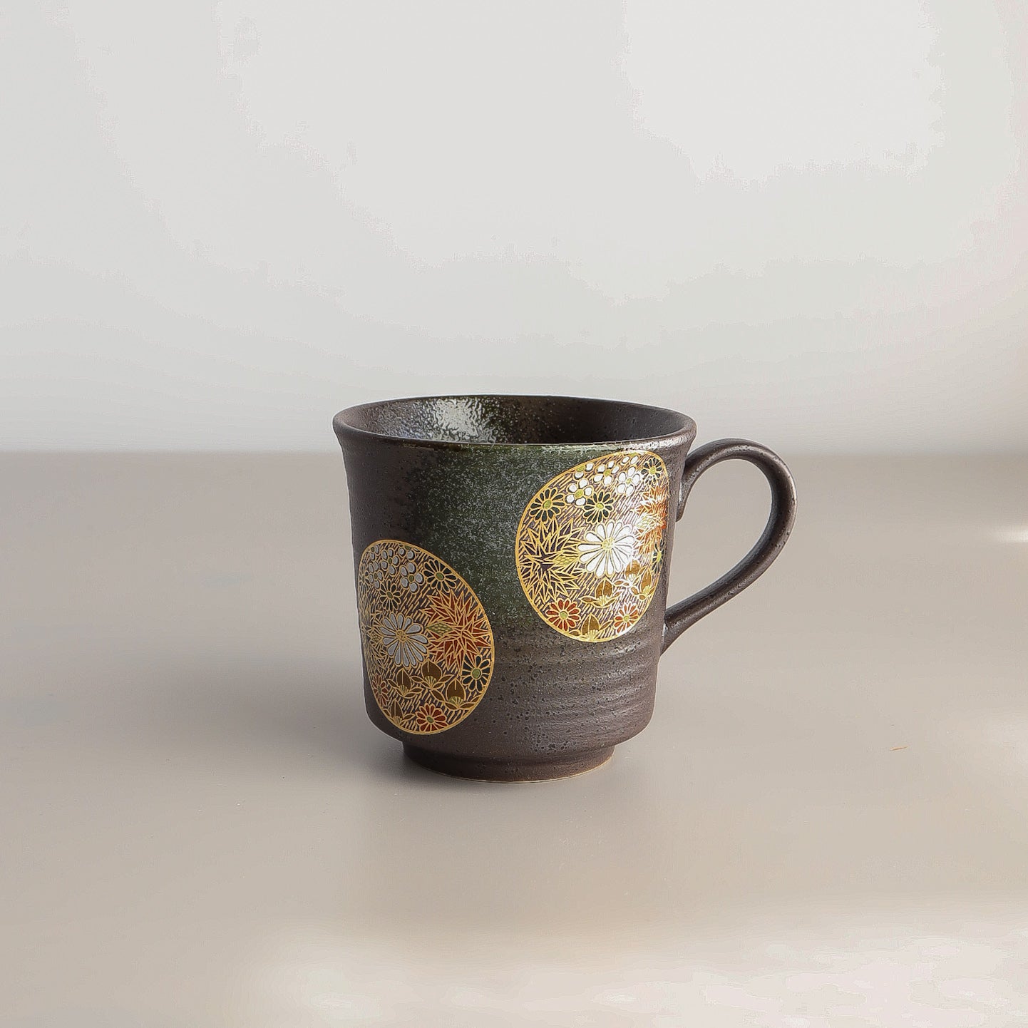 Uba Kutani Ware Japanese Mug Cup - Gold Flowers