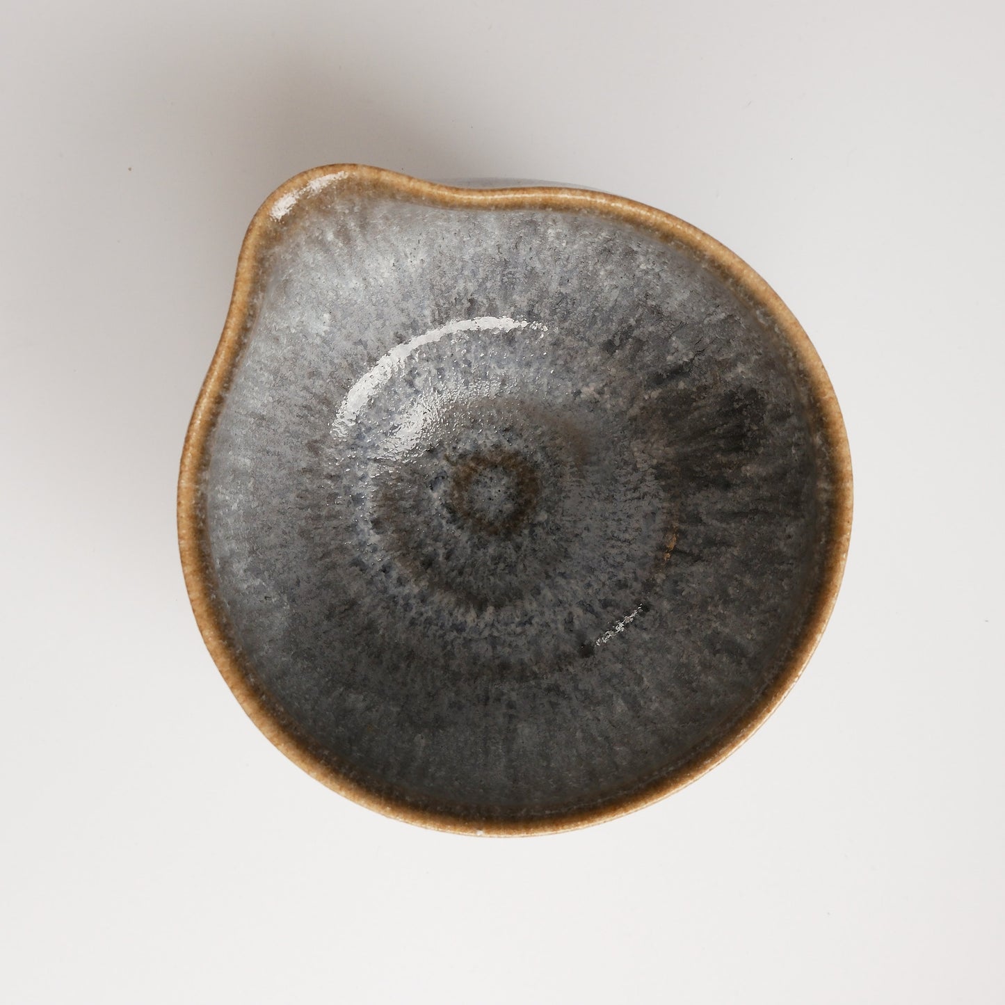 Uba Matcha Bowl with Spout - Sesame by Masamura