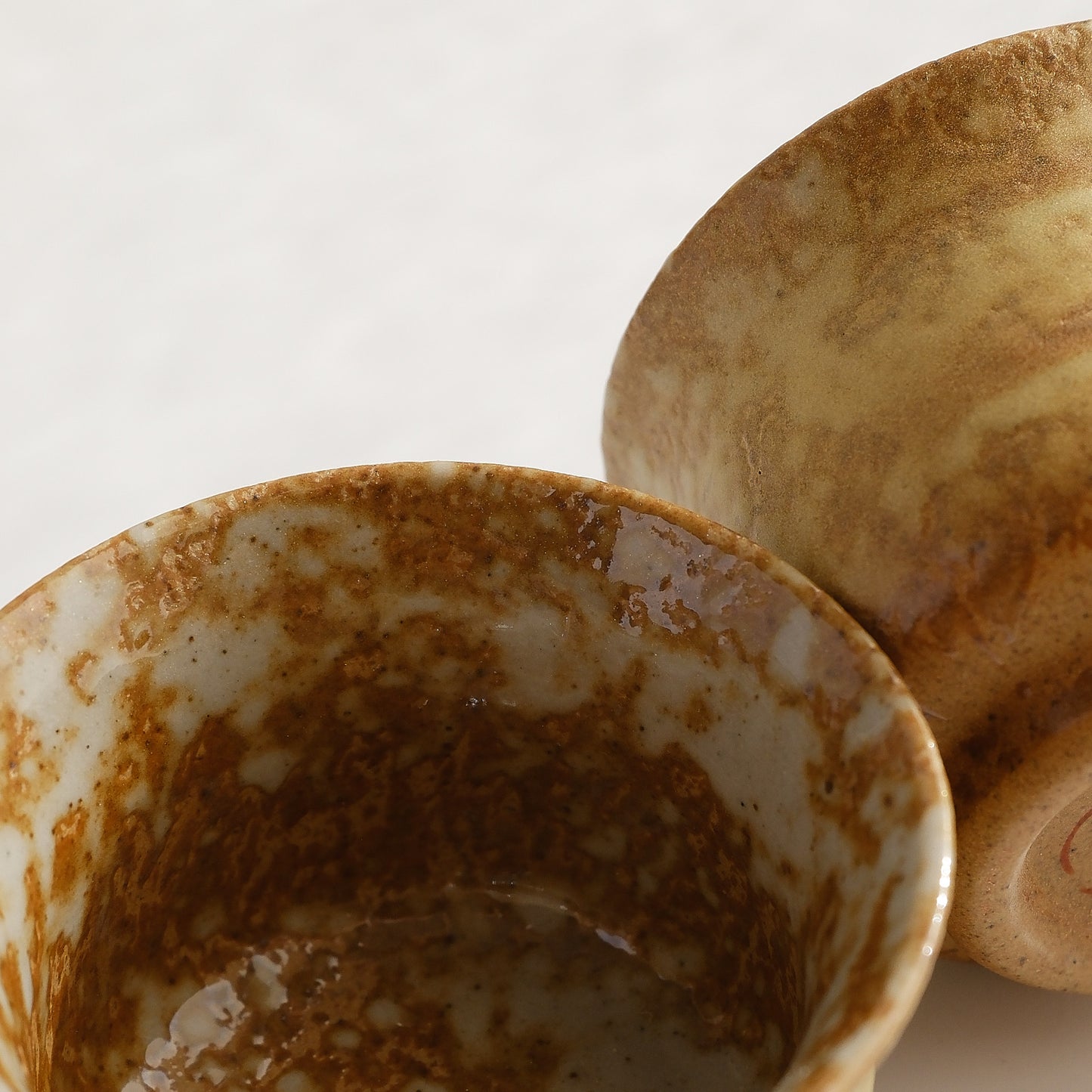 Uba Kutani Ware Japanese Sake Set - Gold Leaf