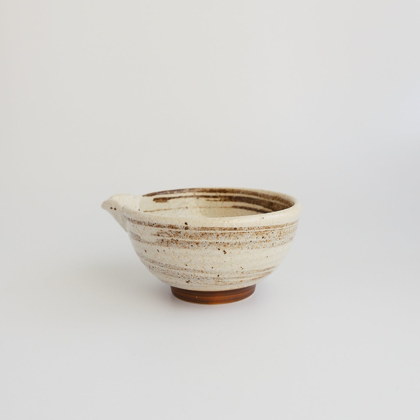 Uba Nashiji Brushed Kataguchi Spout Matcha Bowl 200ml - Brown