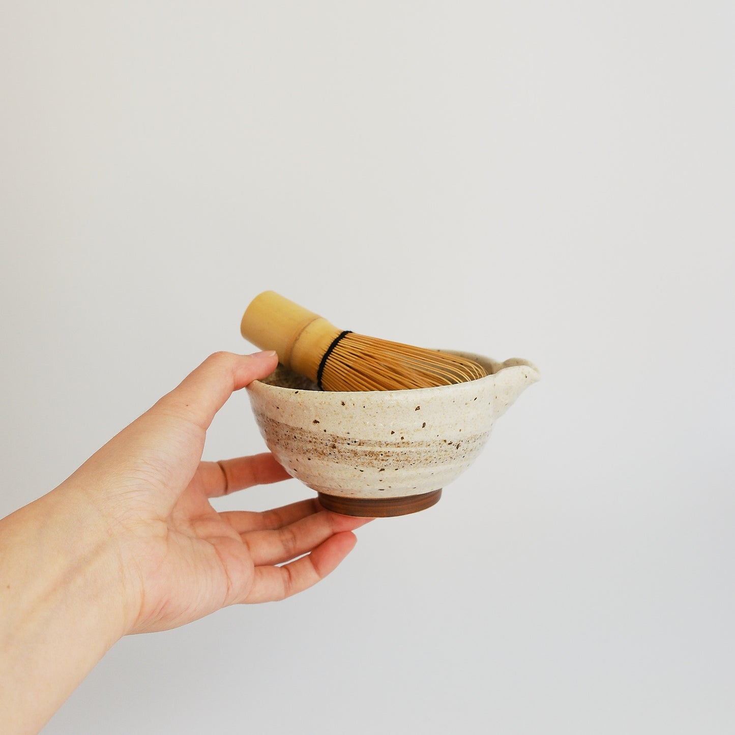 Uba Nashiji Brushed Kataguchi Spout Matcha Bowl 200ml - Brown