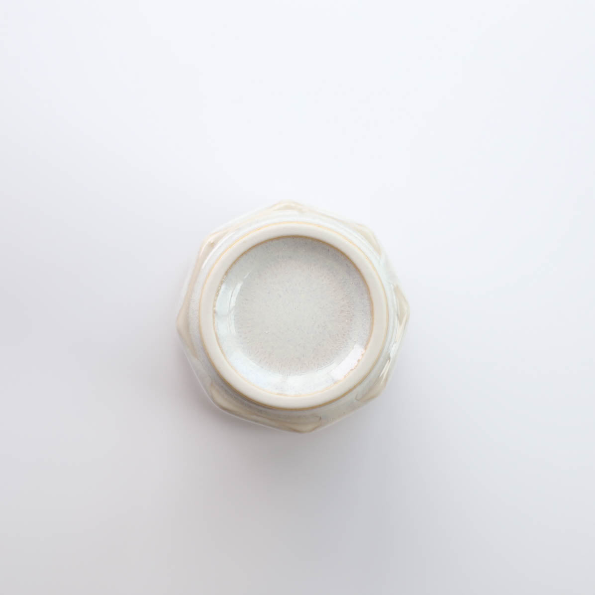 Uba Rusty Unofu Octagonal Japanese Teacup 160ml - White